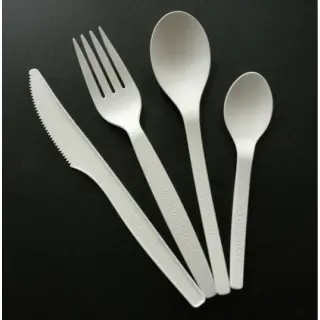 Coltelli, forchette e cucchiai per bagassa e PLA