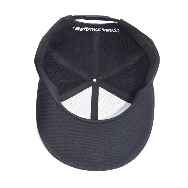 Snapback-Cap aus leichter Baumwolle mit gesticktem Logo