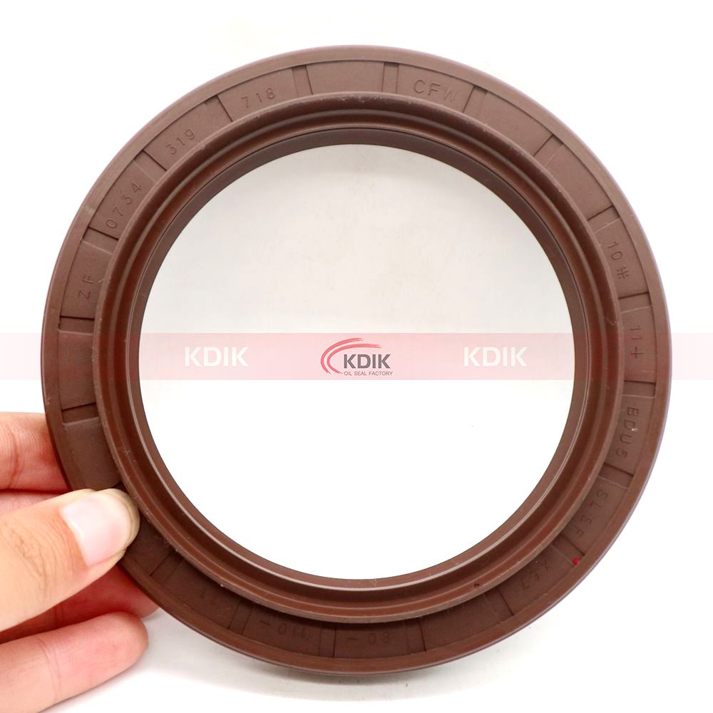 豆柴　0324 KDIK Oil seal ZF 0734319718 80*110*11/14 01033942B 82033942