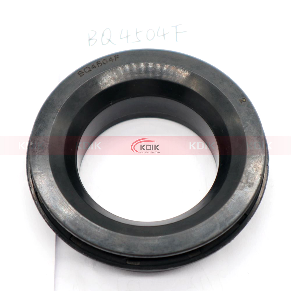KUBOTA Oil seal XQ1400F XQ1400E SIZE 30*67*9/16 OE 5T072