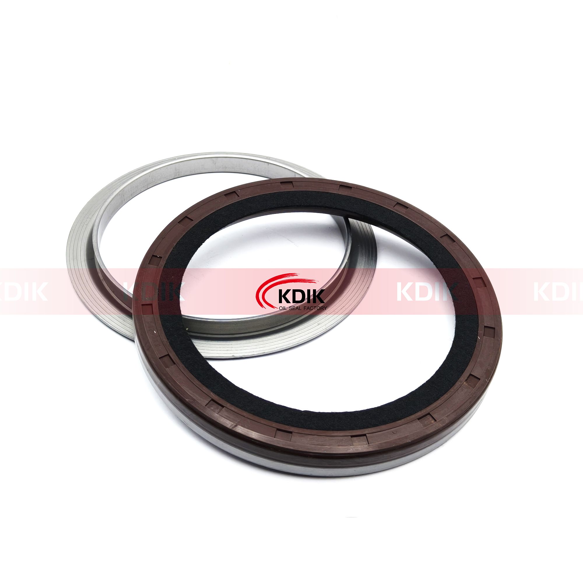 BZ4425E Crankshaft Oil Seal 104*137*13mm For 8-97602378-0 ISUZU Parts