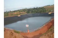 What is the proper thickness of HDPE geomembrane for landfills?