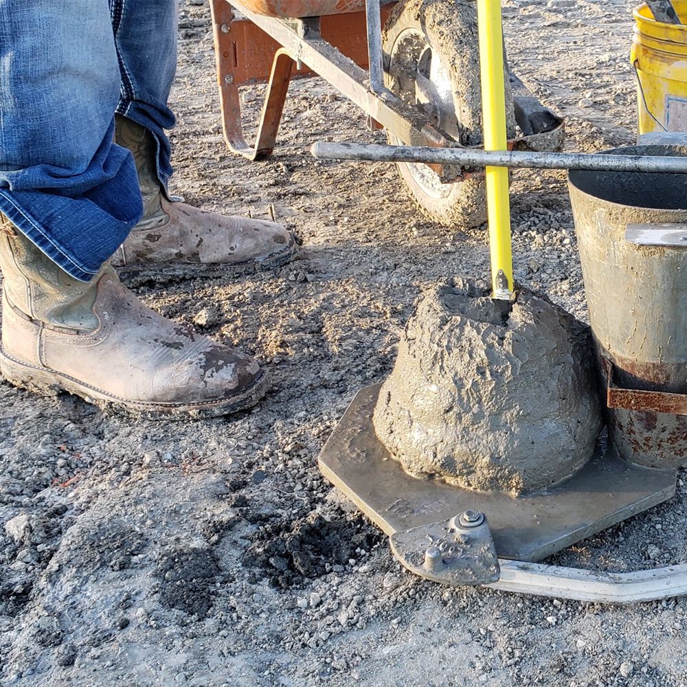 What is the appropriate dosage of Polycarboxylate Superplasticizer for concrete?