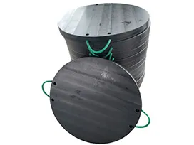 Outrigger pad material and characteristics