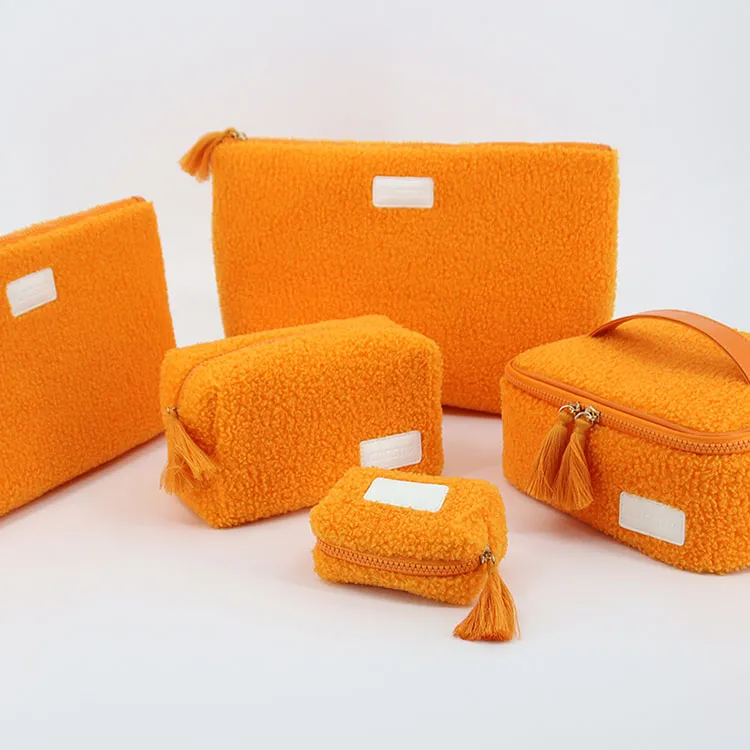 Toiletry Bags Manufacturer