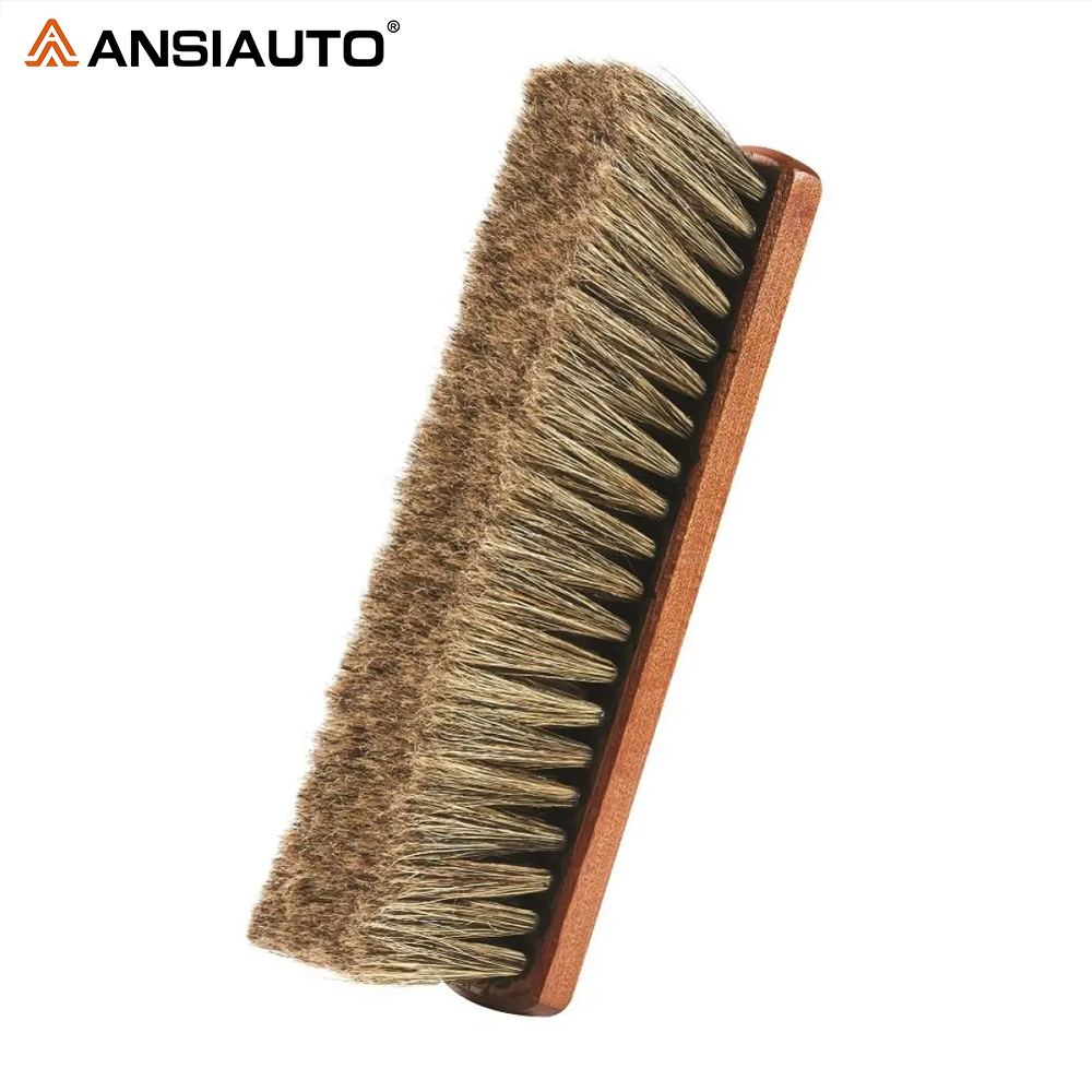 Spazzola per capelli in setole di cinghiale: perché usarla