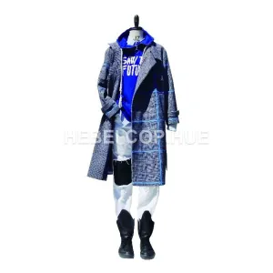 Manteau en laine à col montant et ruban bleu
