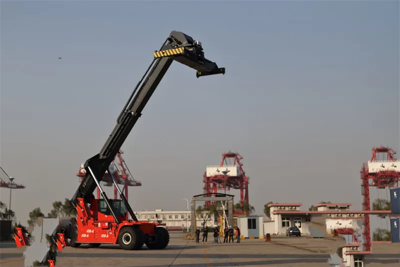 Xinghao Xinghao 45 ton reach stacker