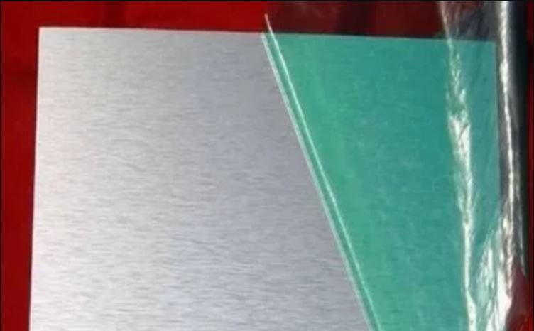 Why are the Front and Back Surfaces of Aluminum Composite Panels Thin aluminium sheets ?