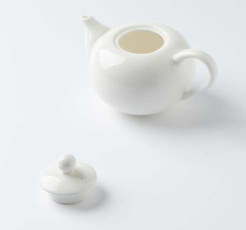 lie02 tea pot