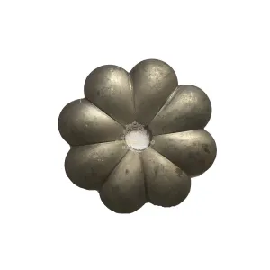 Stamped iron flower plate 2.241
