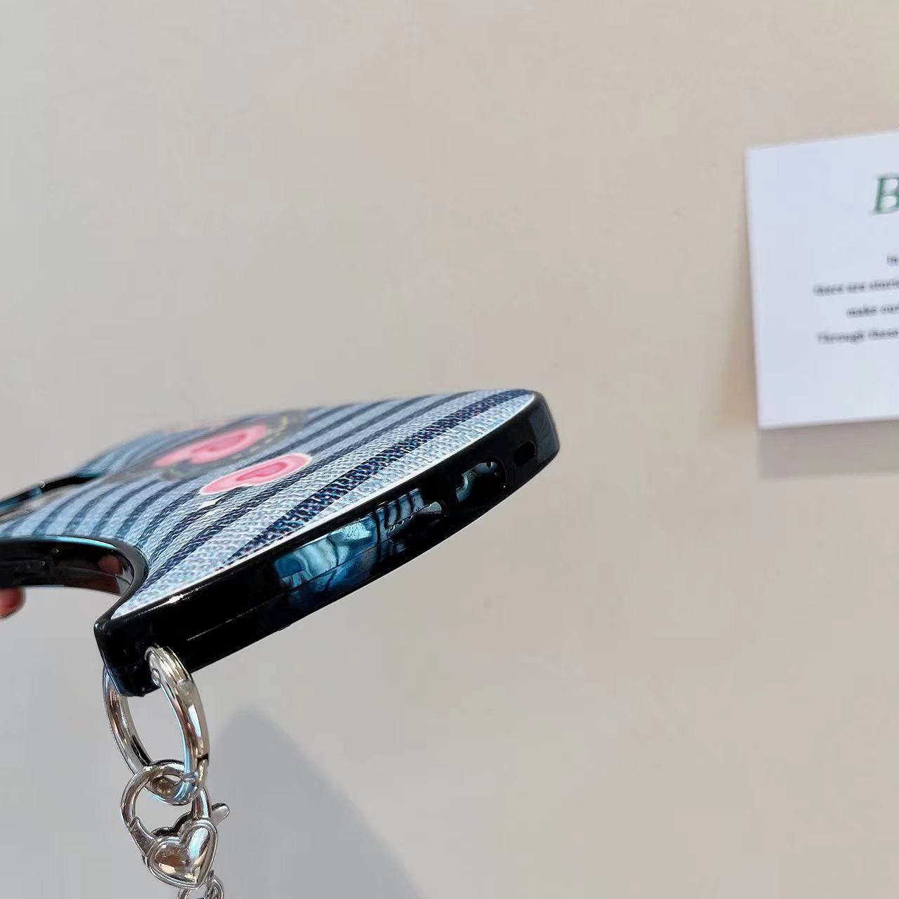Stripe Painting Mobile Phone Bag