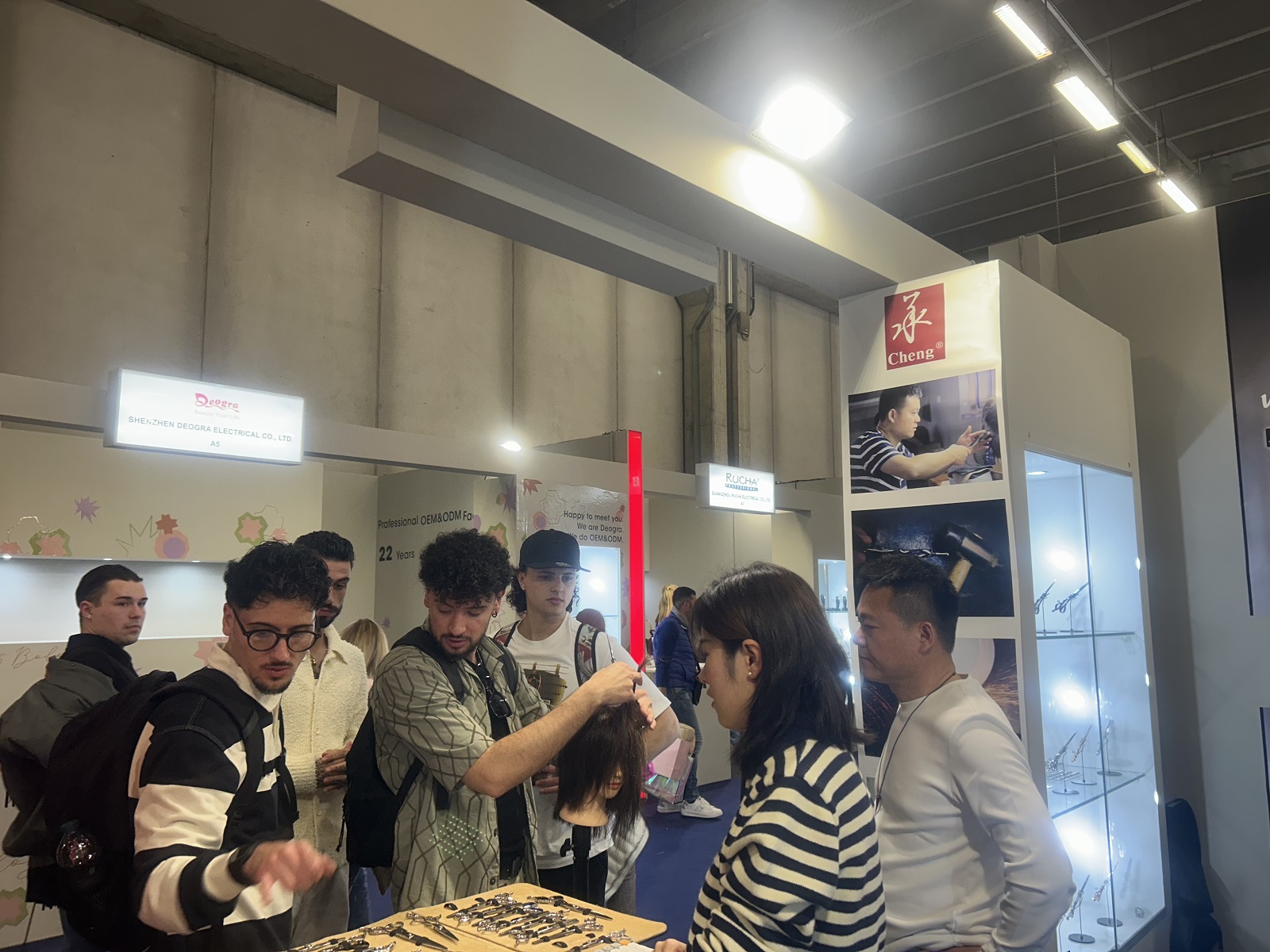 Cheng Scissors gained widespread popularity at the Cosmoprof Bolongna 2025