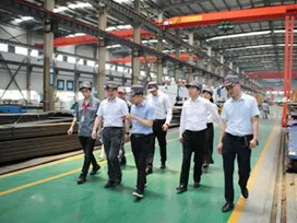 El presidente, el director ejecutivo y otros líderes de CRRC Urban Transportation visitan Jiangxizhongchengtongda para realizar una investigación