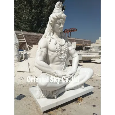 Levensgroot wit marmeren beeld van Lord Shiva