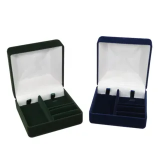 Our jewelry box is lined with soft felt to prevent scratches and damage to your pieces.