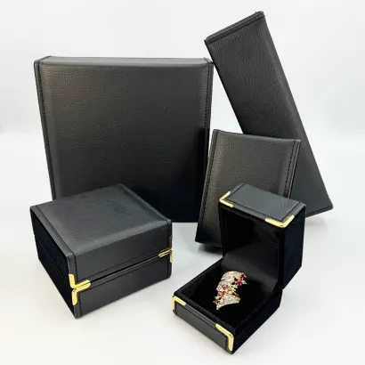 High End Leather Boxes With Golden Horn