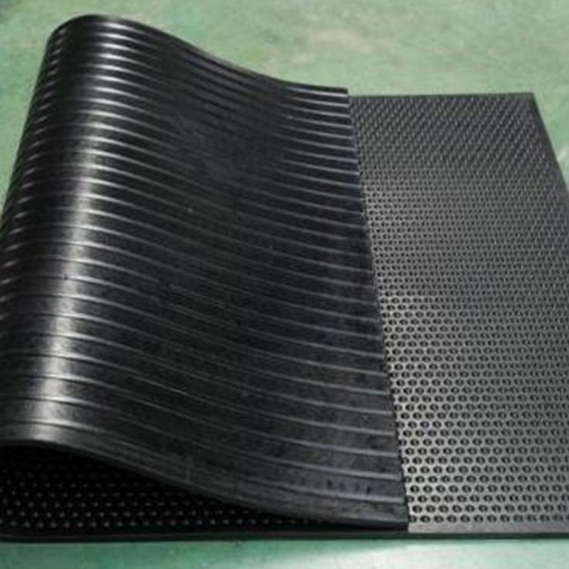Stud Stable Cow Rubber Mat