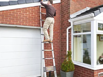 Precautions for safe use of ladders