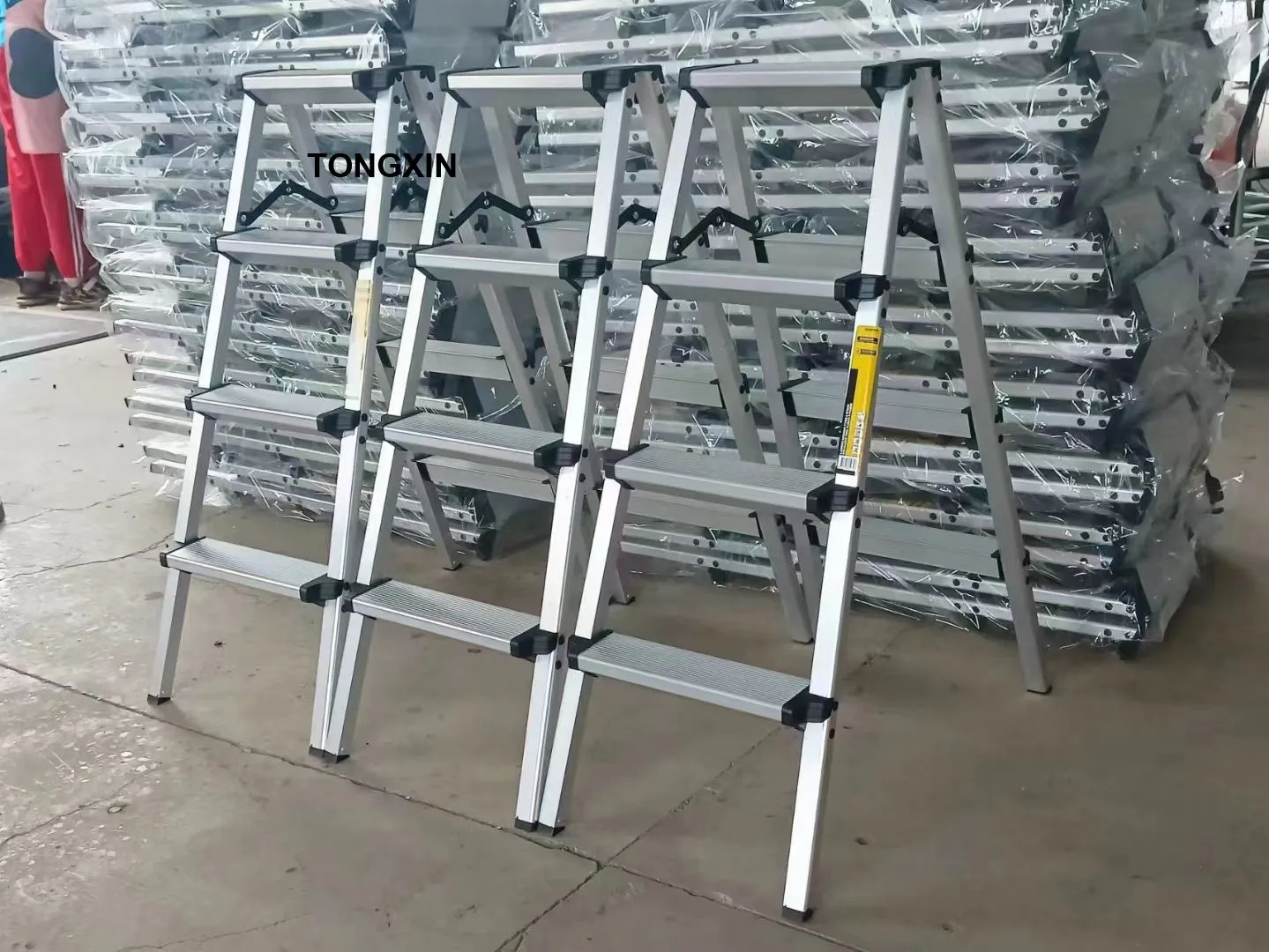How to buy a household ladder