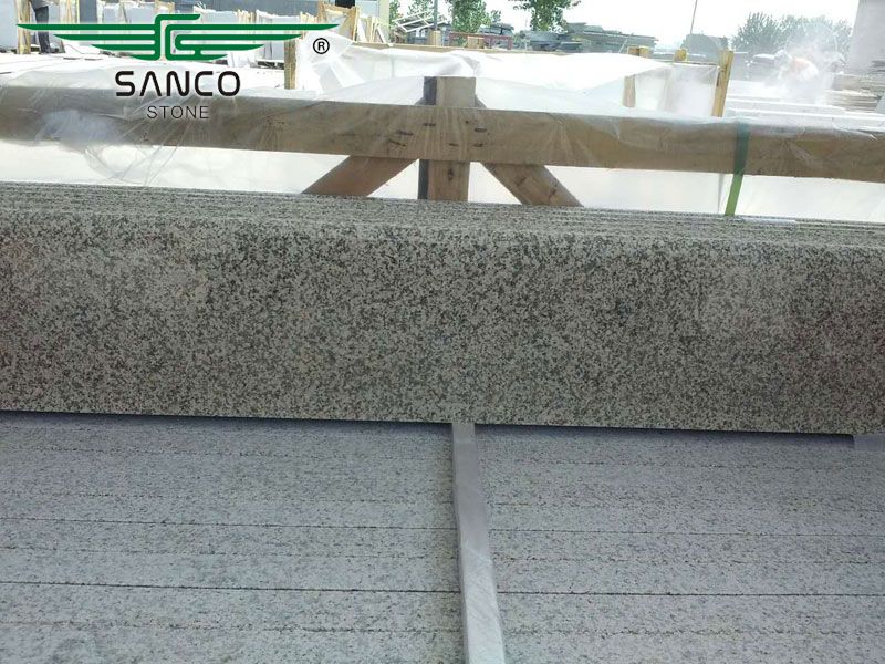 Hot Sale G350 Yellow Granite Stairs