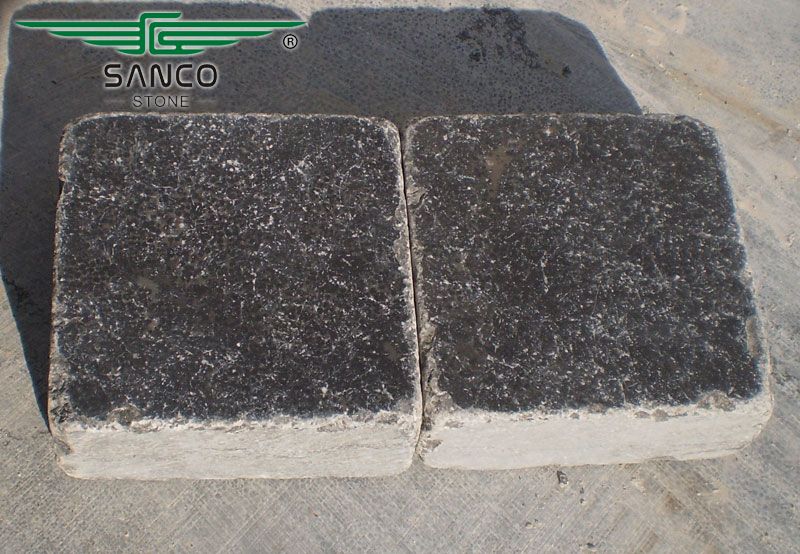 Tumbled Bluestone Cobbles for Paving