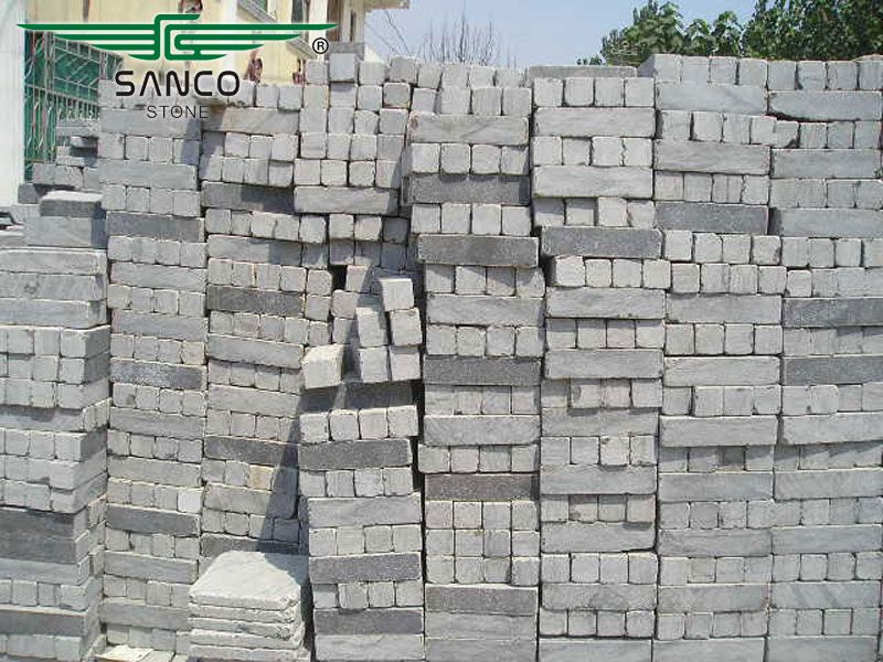 Bluestone Paving Stone 20x5x5cm