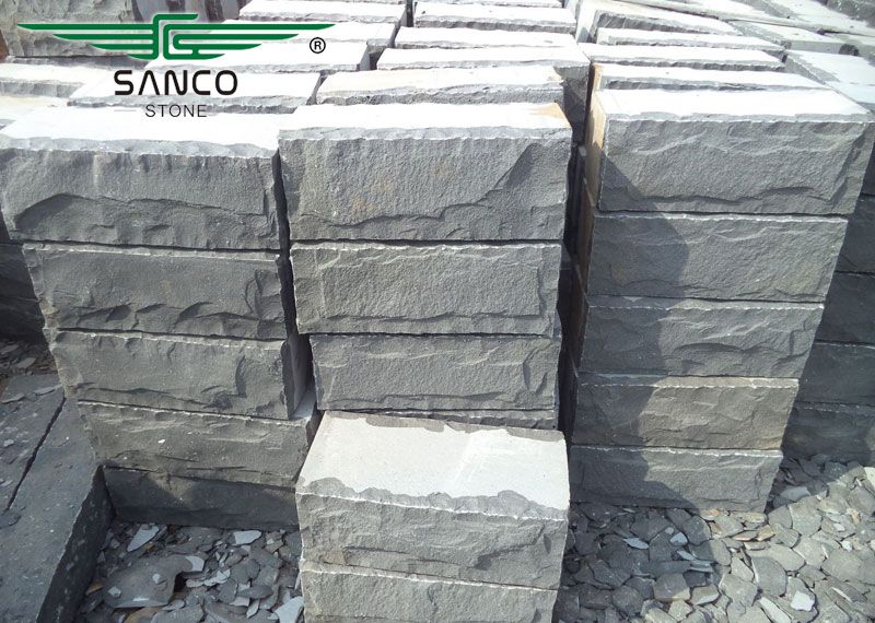 Blocs muraux en granit foncé G654 Padang