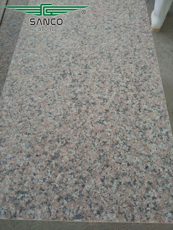 Island Red Flamed Granite Tiles for Sale