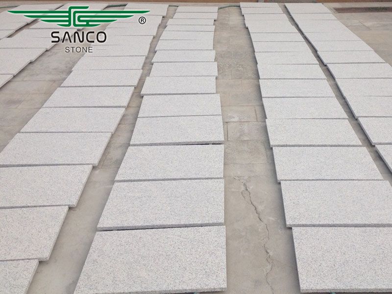 Diamond White Granite Floor Tiles for Outdoor