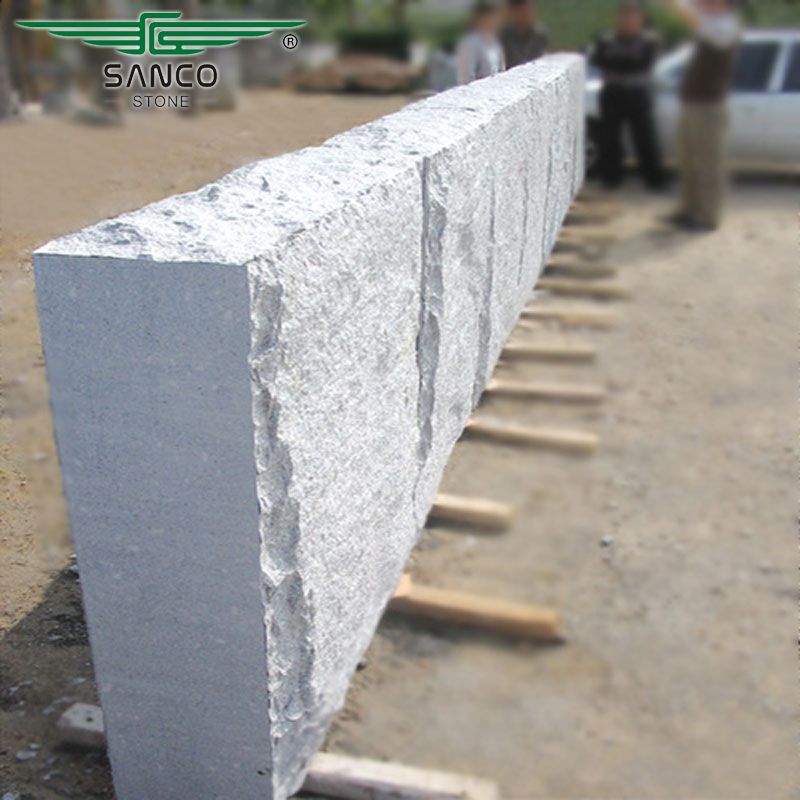 Blocs muraux en granit foncé G654 Padang