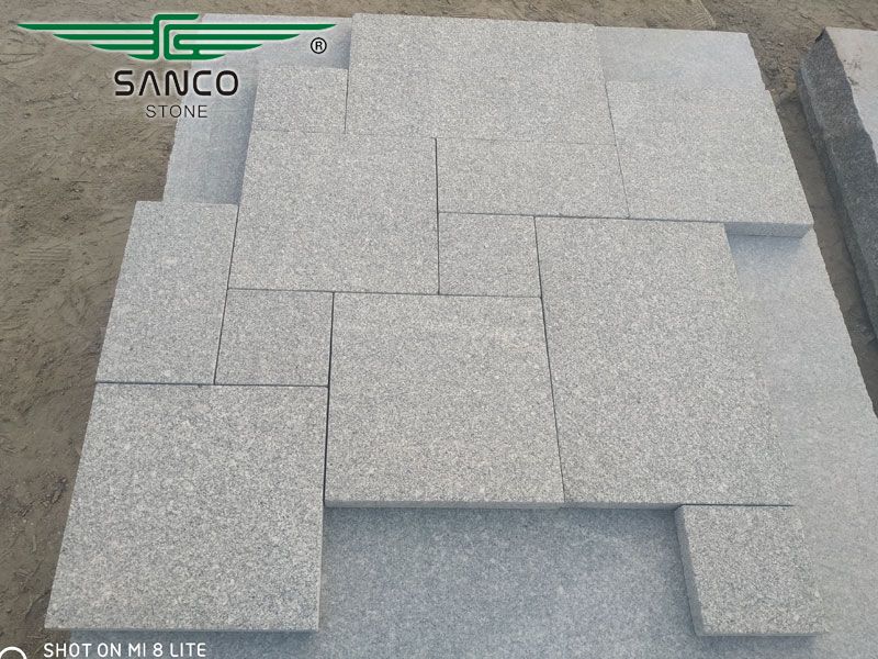 G343A Sliver Gray Granite Pavers