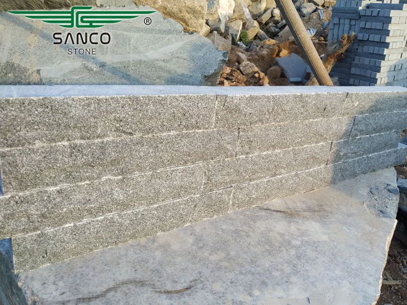 Blocs muraux en granit foncé G654 Padang