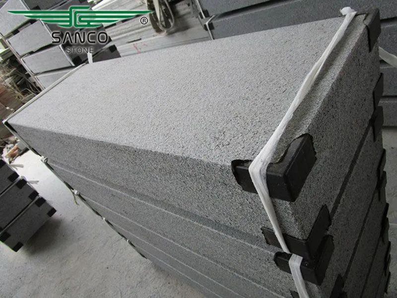 G654 Padang Dark Granite Kerbstone