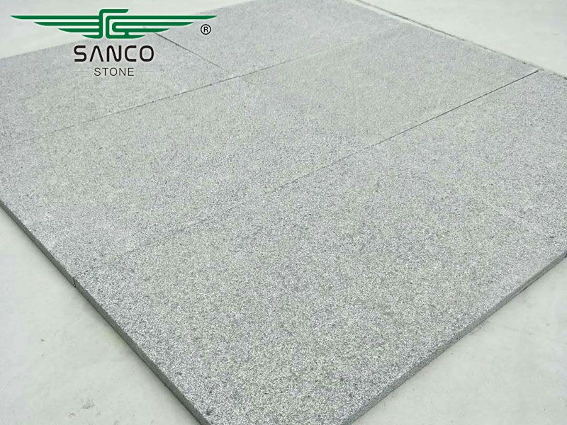 G654 Black Gray Granite Flamed Tiles