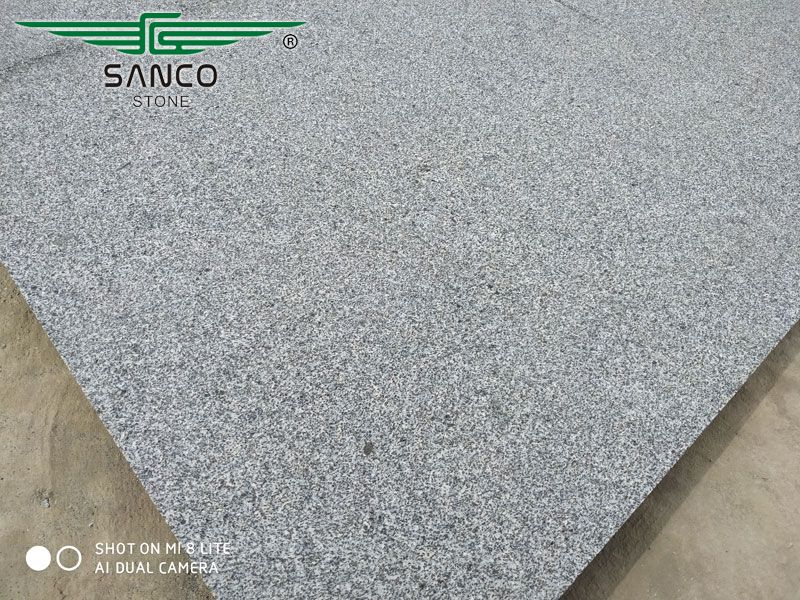 G654 Black Gray Granite Flamed Tiles