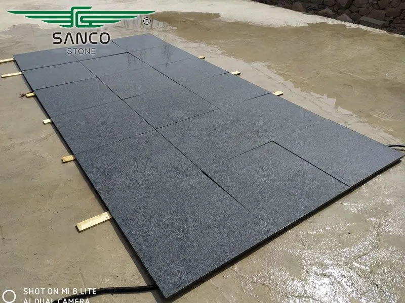 G654 Black Gray Granite Flamed Tiles