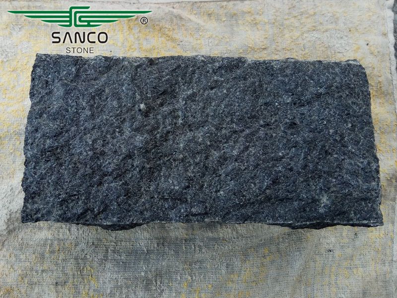 Black Granite Cobble Stone