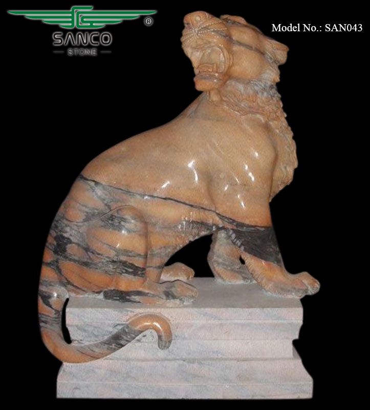 Mountaineering Fierce Tiger Statue