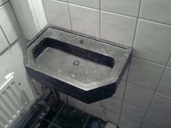 Vintage Wall Mount Bathroom Sink