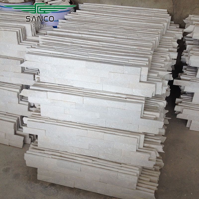 Cosmic White Stacked Stone Rockmount Veneers