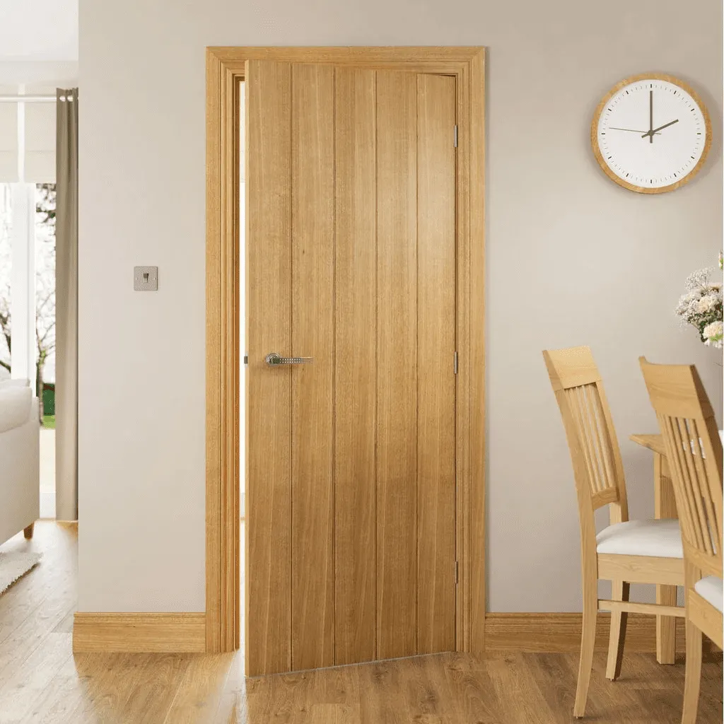 Solid Core vs. Hollow Core Doors: How Do You Choose?