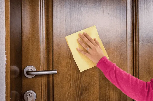 How to Clean Your Wooden Door as Good as New