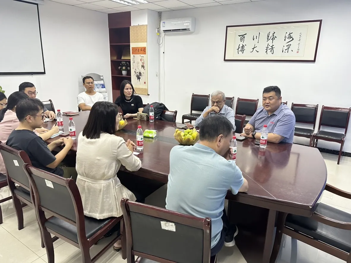 Warmly welcome Indian customers to visit our company to discuss cooperation