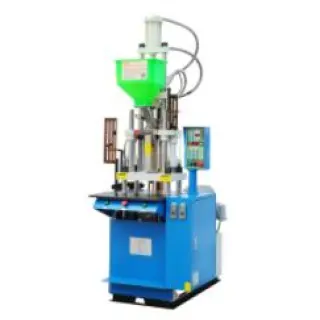 The vertical injection molding machine occupies a small area, but the height is relatively high. Generally, the height of the vertical injection molding machine is more than 3M.