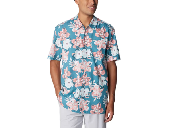 The Beach Shirt: A Summer Essential for Style and Comfort