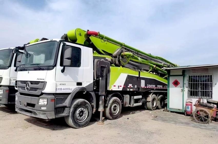 Used concrete boom truck for sale