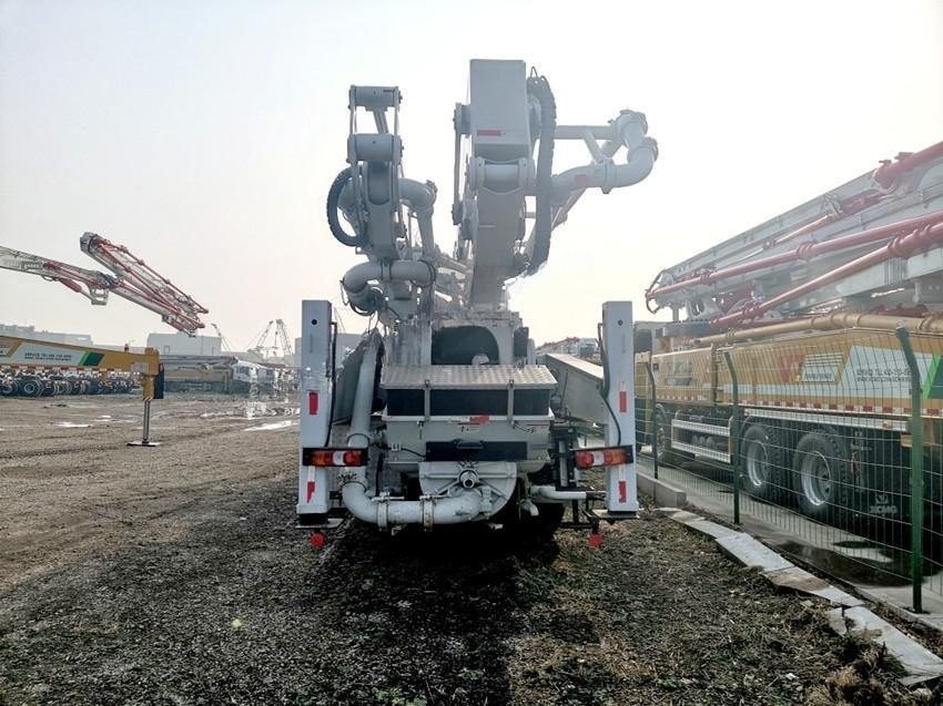 Concrete Pump Truck for sale HOWO