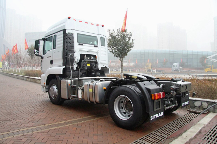 New SinotruK SITRAK tractor 4X2