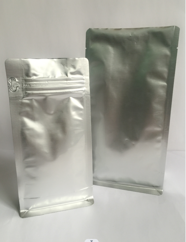 Exploring Metallic PE Plastic Packaging Pouches